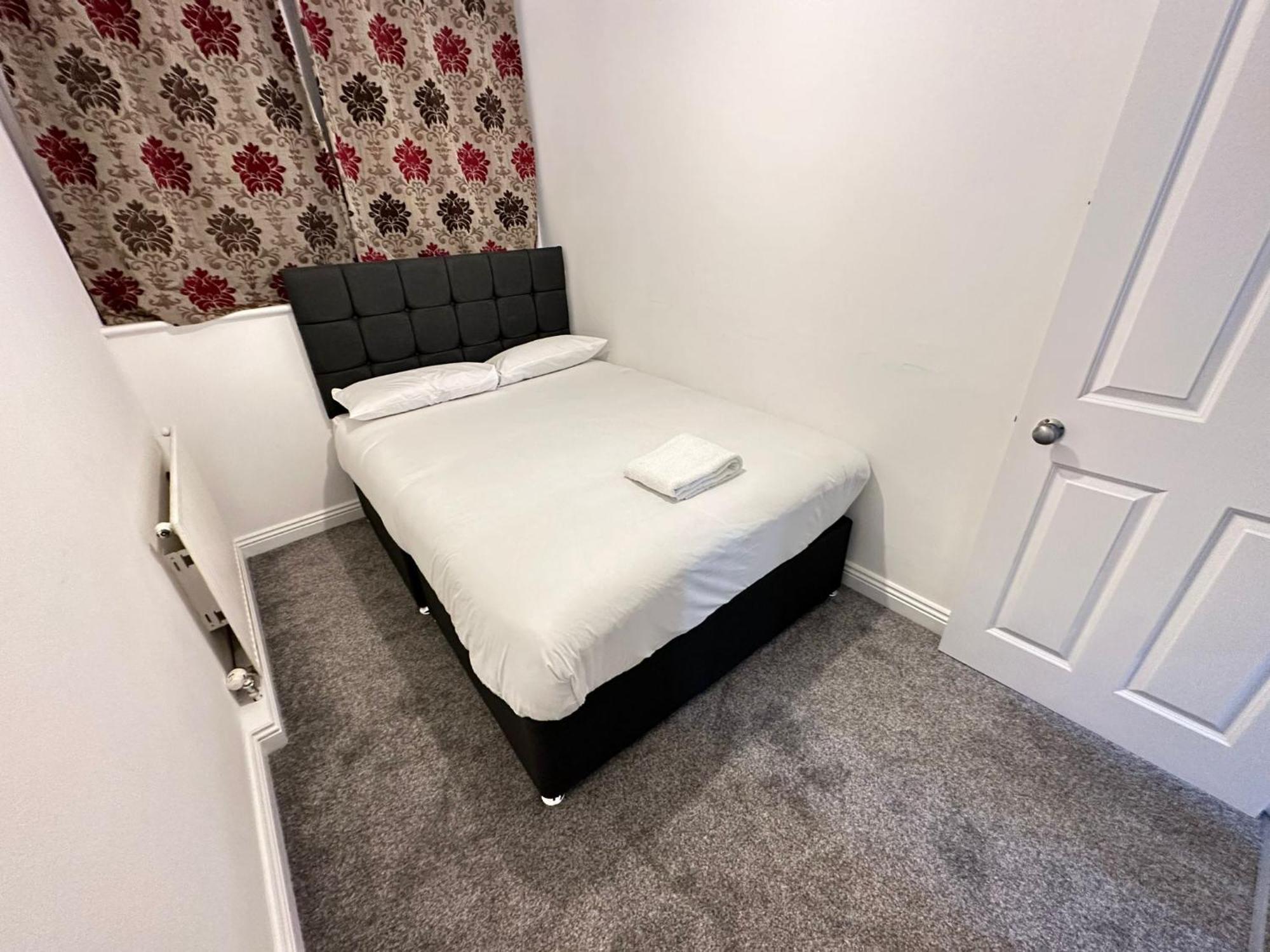 3 Bedroom King Cross Station City Centre Лондон Экстерьер фото