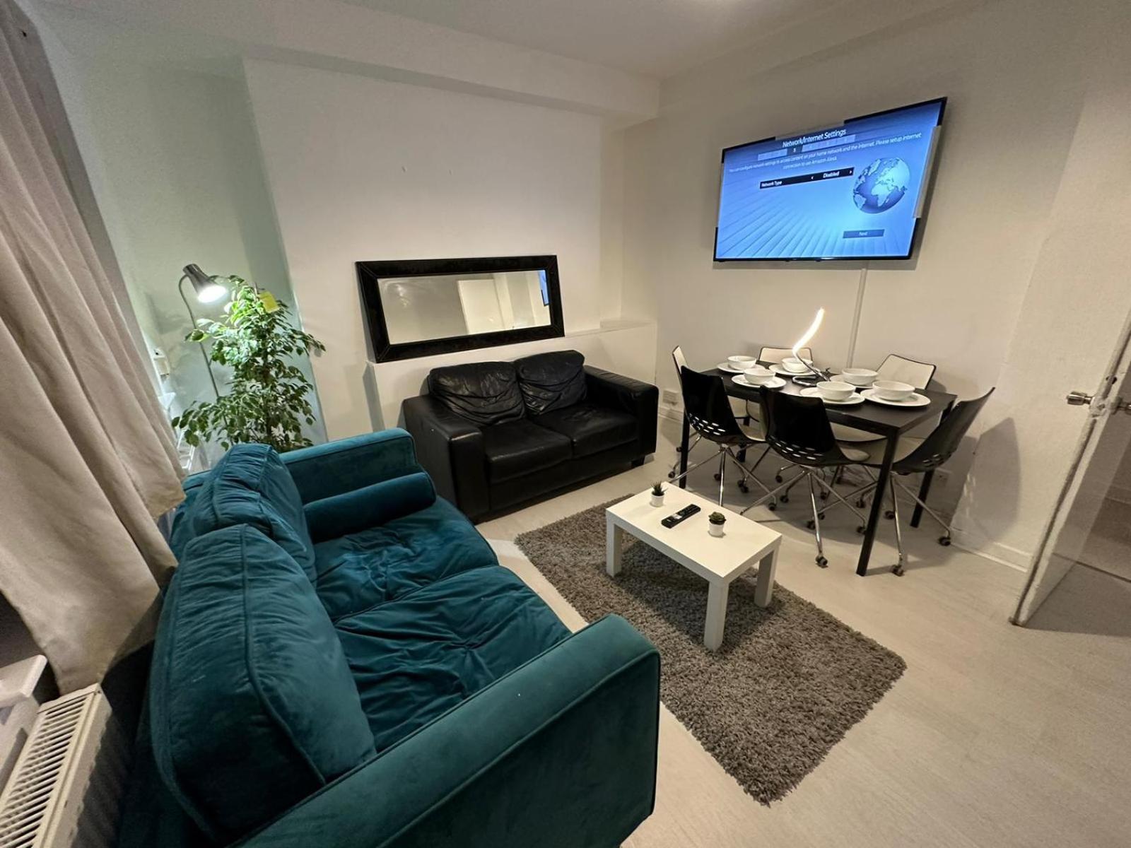 3 Bedroom King Cross Station City Centre Лондон Экстерьер фото