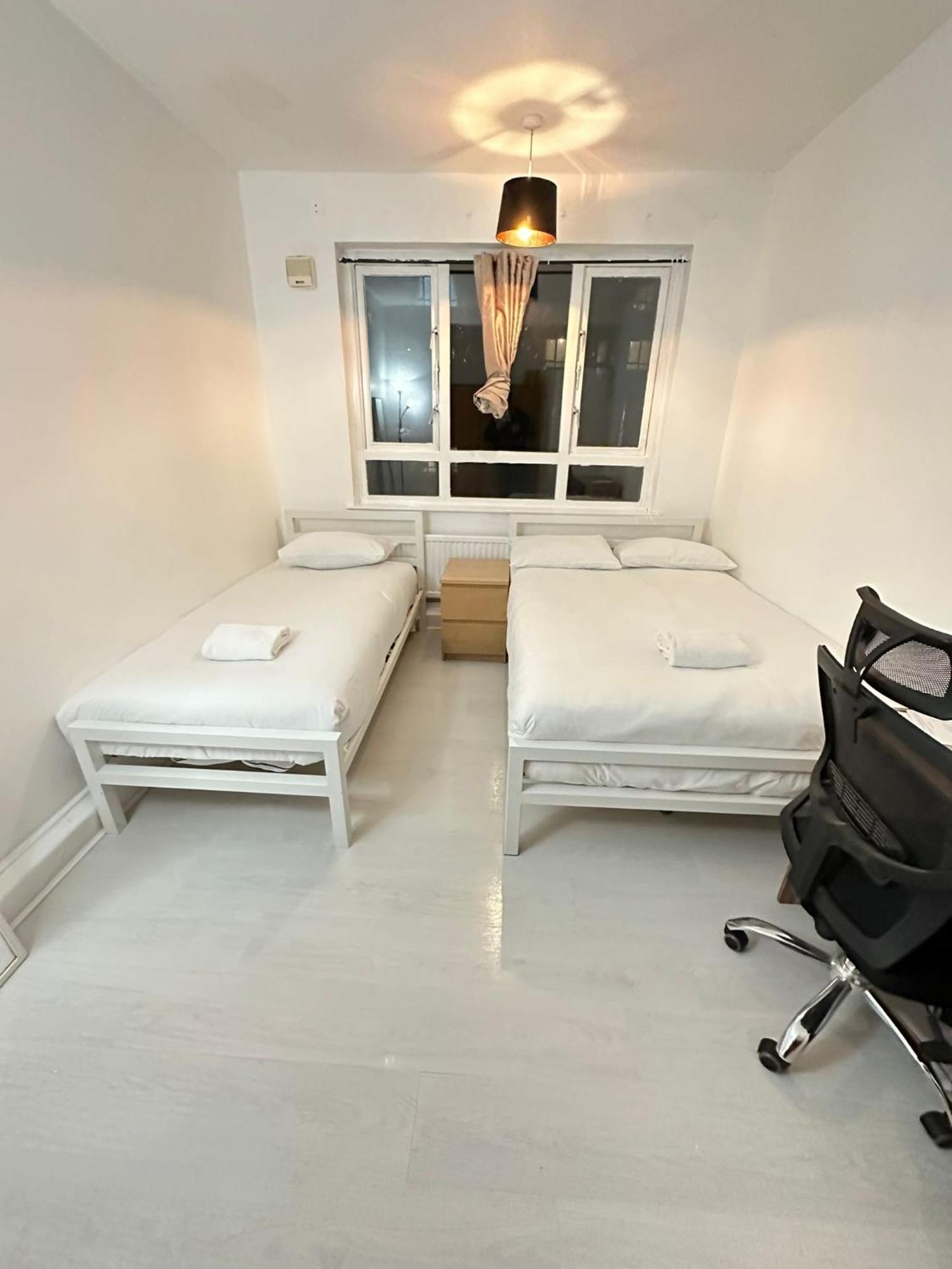 3 Bedroom King Cross Station City Centre Лондон Экстерьер фото